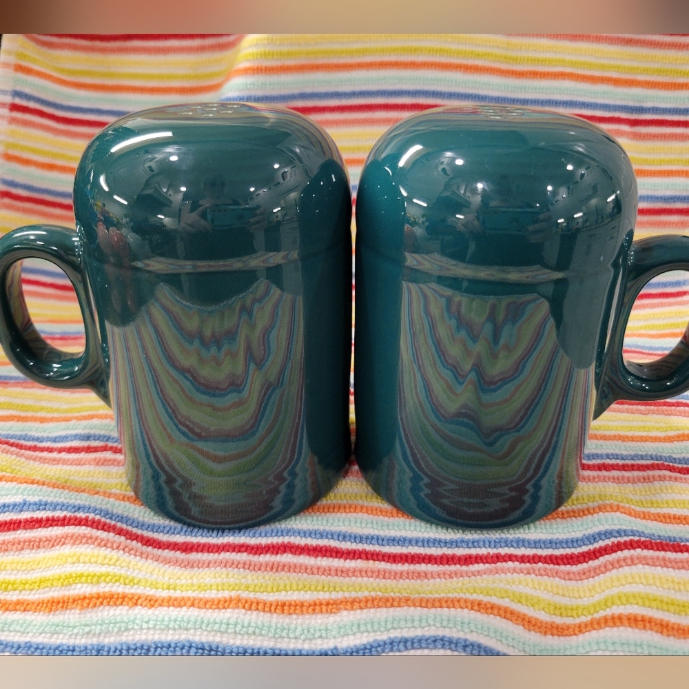 Fiesta® Rangetop Salt & Pepper Set EVERGREEN